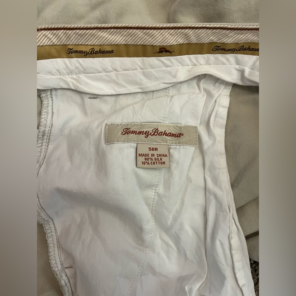 Tommy Bahama Silk Cotton Shorts Mens 56RTan Khaki Flat Front Chino Casual - Picture 7 of 7